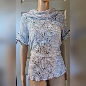 Pre-owned Day trip Stylish Grey and White Shirt, T3W